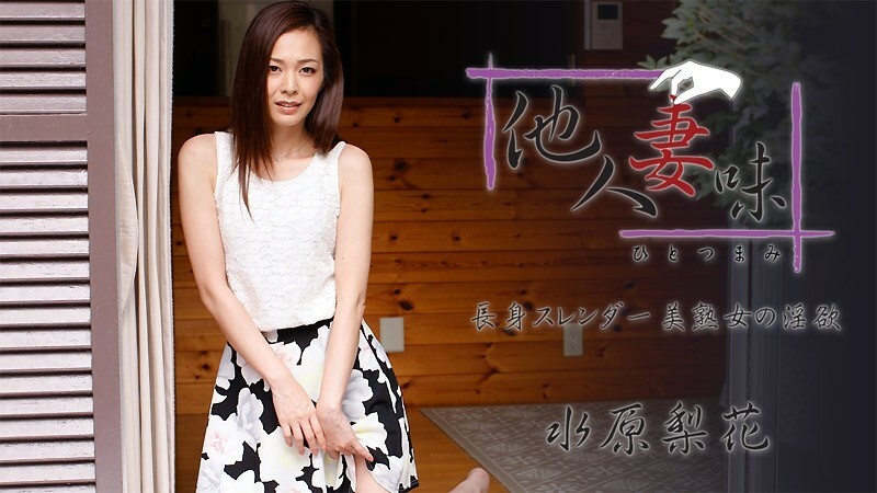 小宝寻花第二场极品性感高颜值大奶妹子，穿着高跟鞋沙发上操上位骑乘大力猛操