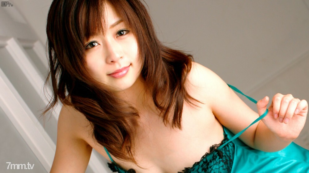 H0930-ORI1578 Chiho Yoshijima 33 tahun